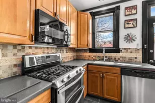 240 E Orange St, Lancaster, PA 17602 - Photo 7