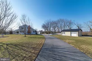 31 Hershey Ave, Paradise, PA 17562 - Photo 9