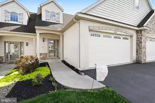 234 Masonic Dr, Elizabethtown, PA 17022 - Photo 3