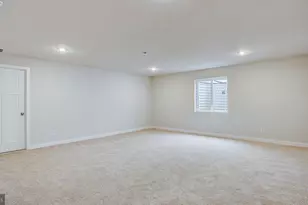 206 Lindsey Dr, Columbia, PA 17512 - Photo 5