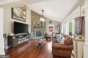 137 E Woods Dr, Lititz, PA 17543 - Photo 5