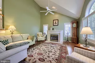 105 Plumeria Pl, Lancaster, PA 17602 - Photo 9