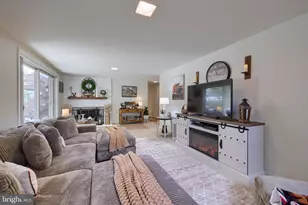 310 Bluff View Dr, Lancaster, PA 17601 - Photo 27