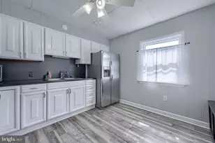750 Locust St, Columbia, PA 17512 - Photo 9