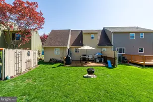 450 Daisy Ln, Lancaster, PA 17602 - Photo 7