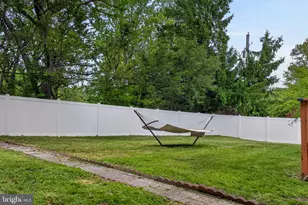 825 Darby Ln, Lancaster, PA 17601 - Photo 35
