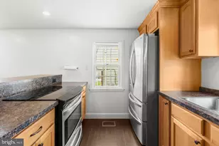 1377 Apple St, Ephrata, PA 17522 - Photo 11