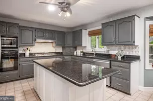 2144 Saddleridge Rd, Lancaster, PA 17601 - Photo 13