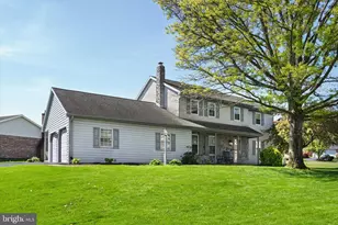 1032 Clearview Ave, Ephrata, PA 17522 - Photo 3