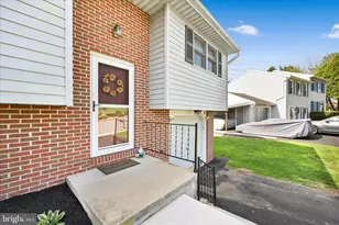 38 Pickford Dr, Lancaster, PA 17603 - Photo 5
