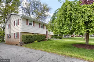 470 N Holly St, Elizabethtown, PA 17022 - Photo 3