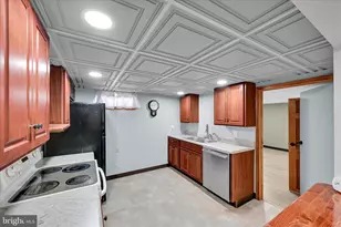 146 E Main St, Adamstown, PA 19501 - Photo 43