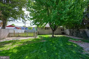287 Duke St, Ephrata, PA 17522 - Photo 3