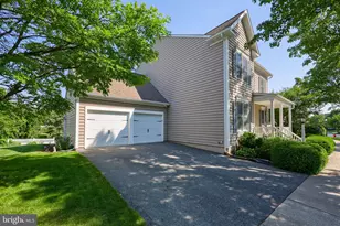 1326 Hammock Way, Lancaster, PA 17601 - Photo 3