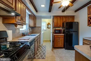 418 Valleybrook Dr, Lancaster, PA 17601 - Photo 7