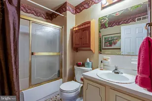 418 Valleybrook Dr, Lancaster, PA 17601 - Photo 19