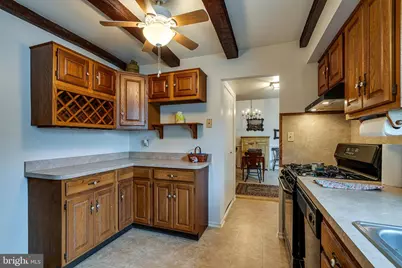 418 Valleybrook Drive, Lancaster, PA 17601 - Photo 5