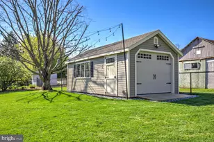 916 Dawn Ave, Ephrata, PA 17522 - Photo 45
