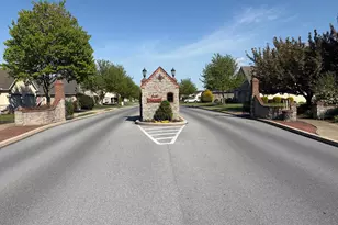 931 Cambridge Dr, Manheim, PA 17545 - Photo 3