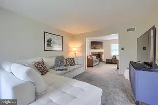2462 Carriage Dr, Lancaster, PA 17601 - Photo 13