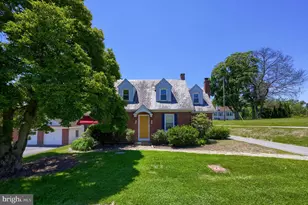 2162 Millersville Rd, Lancaster, PA 17603 - Photo 1
