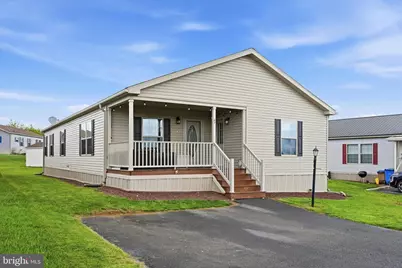 47 Makenna Avenue, New Holland, PA 17557 - Photo 1