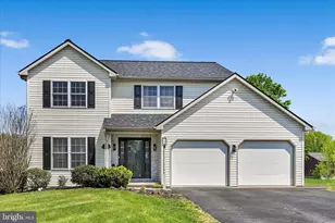 707 Kenneth Dr, Mount Joy, PA 17552 - Photo 3