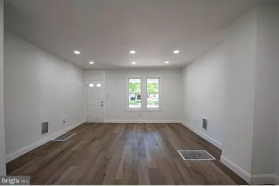 676 Columbia Avenue, Lancaster, PA 17603 - Photo 3