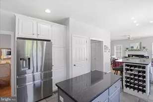 725 Oxford Rd, Lancaster, PA 17601 - Photo 13