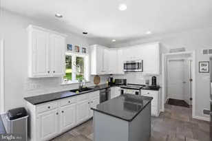 725 Oxford Rd, Lancaster, PA 17601 - Photo 11
