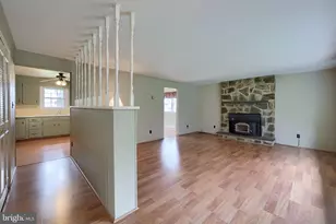 33 Woodland Ave, Lititz, PA 17543 - Photo 3