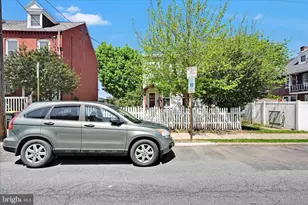 745 E Marion St, Lancaster, PA 17602 - Photo 3