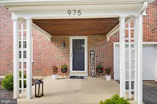 975 Salisbury Ct, Lancaster, PA 17601 - Photo 3