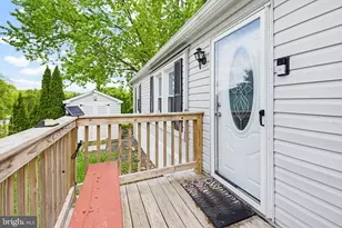 225 Longwood Ct W, Lancaster, PA 17603 - Photo 3