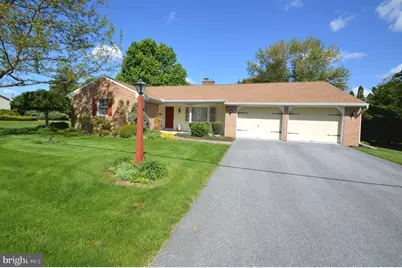 230 Adele Avenue, Manheim, PA 17545 - Photo 1