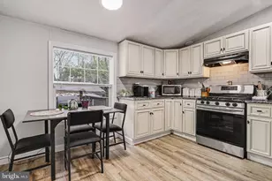 731 Primrose Ln, Ephrata, PA 17522 - Photo 7