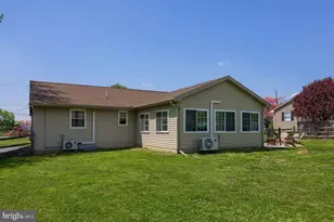 17 S Hollander Rd, Gordonville, PA 17529 - Photo 7