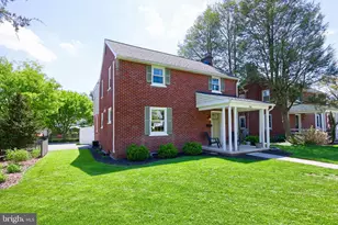 946 Salisbury Ct, Lancaster, PA 17601 - Photo 3