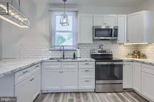 149 W Broad St, Salunga, PA 17538 - Photo 15