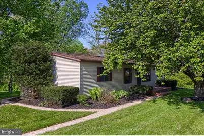62 W Slokom Avenue, Christiana, PA 17509 - Photo 3