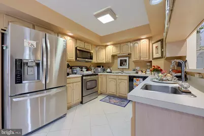 128 Greenview Drive, Lancaster, PA 17601 - Photo 3