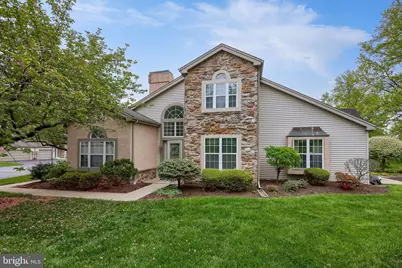 128 Greenview Drive, Lancaster, PA 17601 - Photo 1