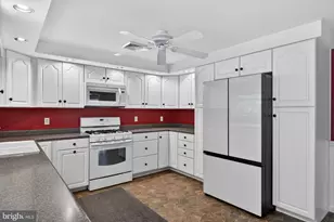 605 Groff Ave, Elizabethtown, PA 17022 - Photo 13