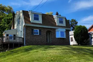 827 Disston View Dr, Lititz, PA 17543 - Photo 1