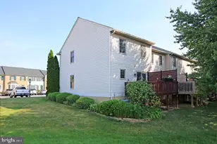 525 Cobblestone Ln, Lancaster, PA 17601 - Photo 5