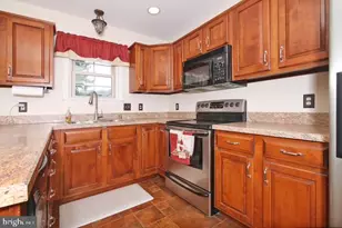 525 Cobblestone Ln, Lancaster, PA 17601 - Photo 19