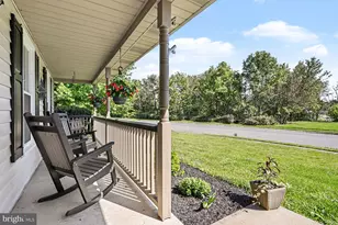 228 Cliff Ln, Elizabethtown, PA 17022 - Photo 9