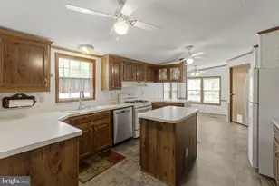21 Jake Dr, Ronks, PA 17572 - Photo 9
