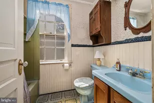 347 E Orange St, Lancaster, PA 17602 - Photo 17