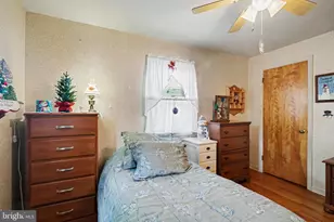 422 Westview Dr, Akron, PA 17501 - Photo 17